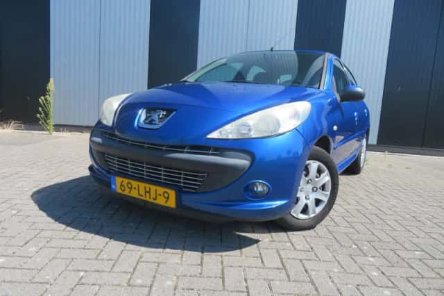 Peugeot 206 (2010) thumbnail 1
