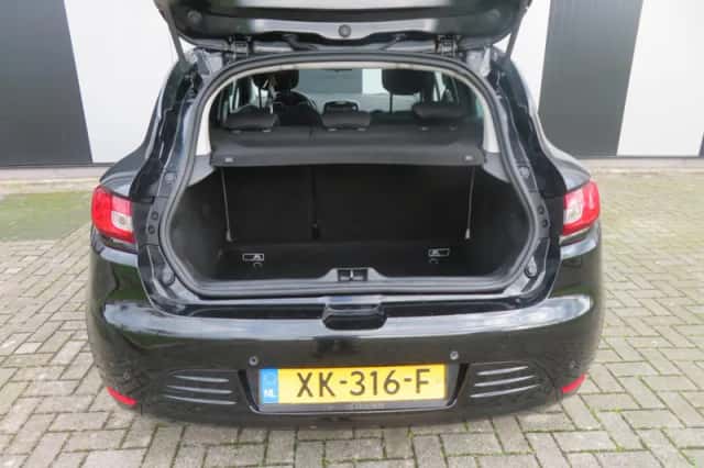 Renault Clio (2019) thumbnail 5