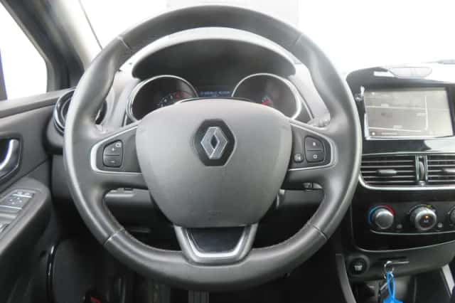 Renault Clio (2019) thumbnail 6
