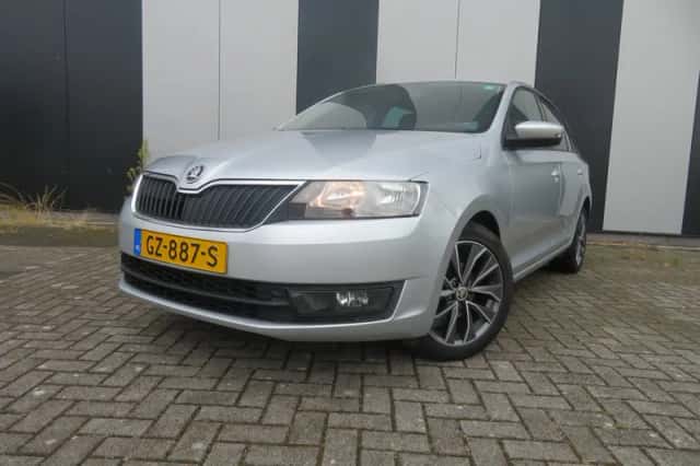 Škoda Rapid (2015) thumbnail 1