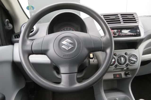 Suzuki Alto (2009) thumbnail 6