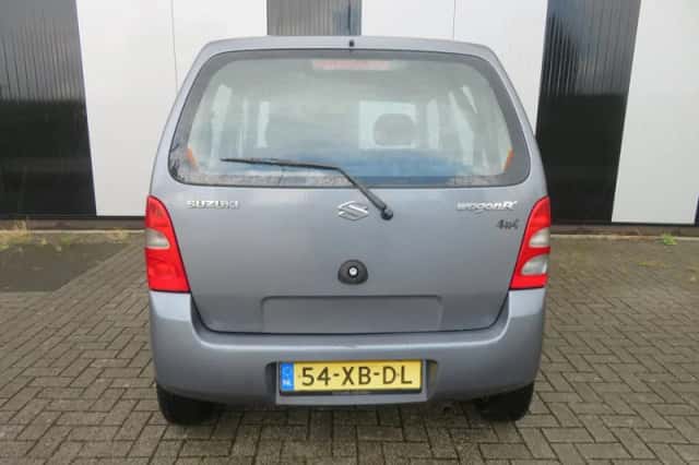 Suzuki Wagon R+ (2007) thumbnail 4