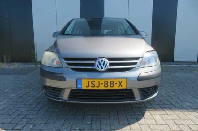 Volkswagen Golf (2006) thumbnail 2