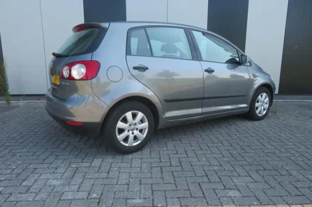 Volkswagen Golf (2006) thumbnail 3