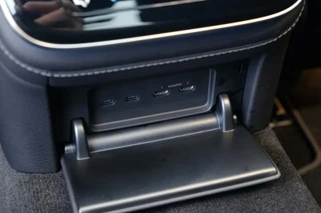 Mercedes-Benz S-Klasse (2022) thumbnail 25