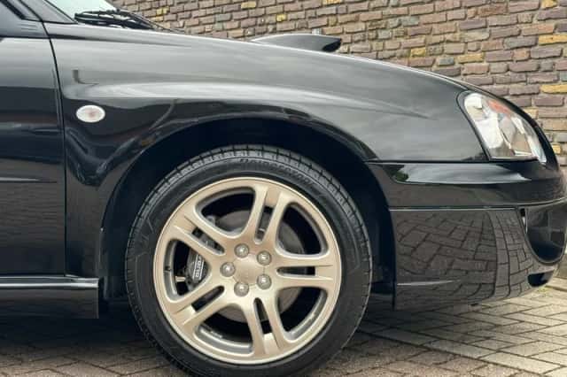 Subaru Impreza (2004) thumbnail 11