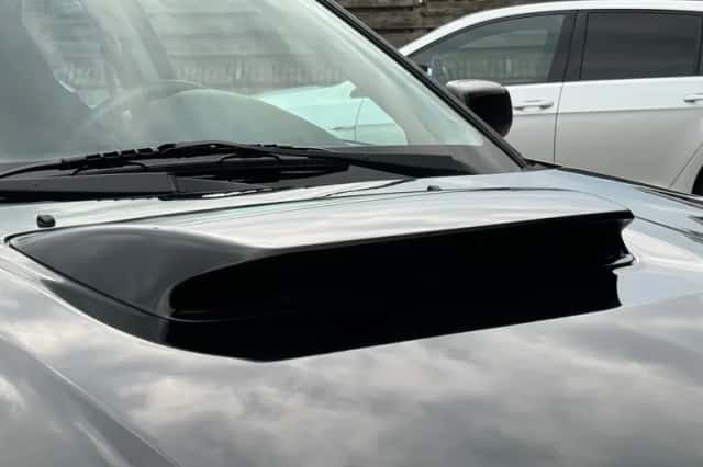 Subaru Impreza (2004) thumbnail 12