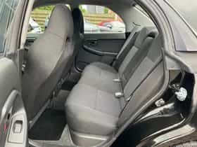 Subaru Impreza (2004) thumbnail 19