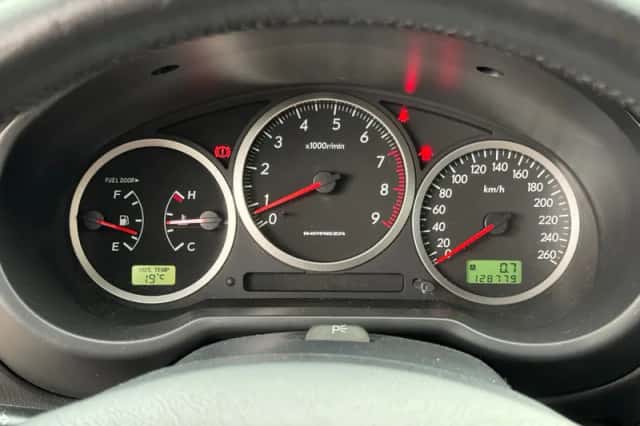 Subaru Impreza (2004) thumbnail 3