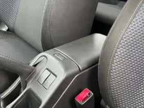 Subaru Impreza (2004) thumbnail 37