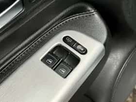 Volkswagen Golf (2003) thumbnail 24