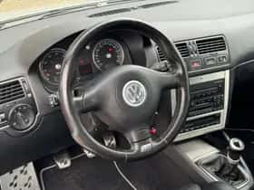 Volkswagen Golf (2003) thumbnail 26