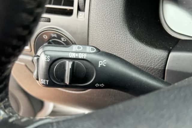 Volkswagen Golf (2003) thumbnail 29
