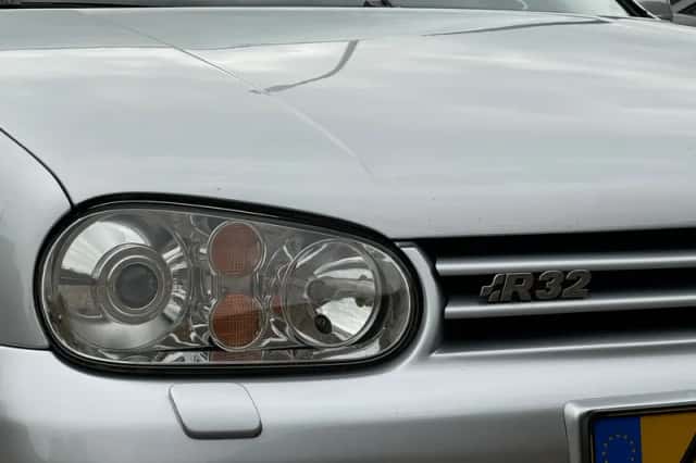 Volkswagen Golf (2003) thumbnail 4