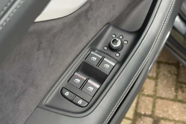 Audi Q7 (2023) thumbnail 34