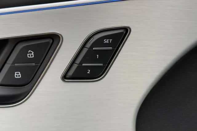 Audi Q7 (2023) thumbnail 37