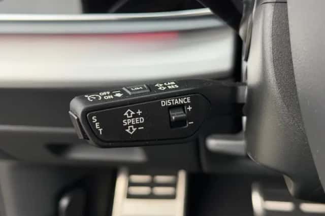 Audi Q7 (2023) thumbnail 44
