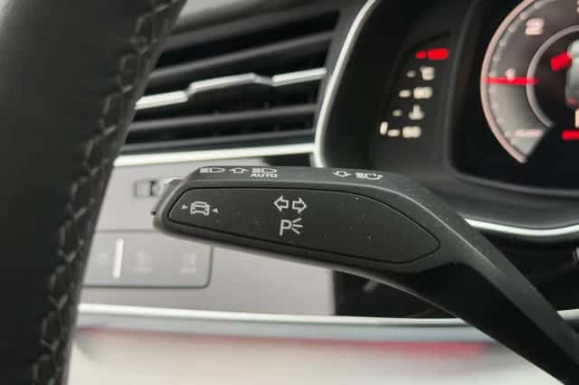 Audi Q7 (2023) thumbnail 45