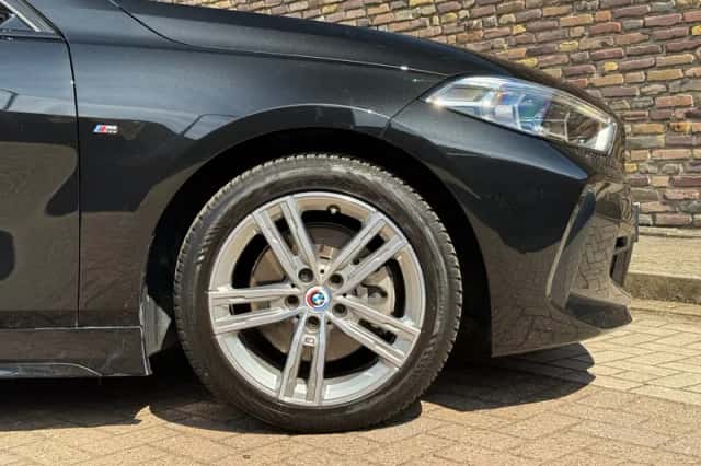 BMW 1-Serie (2022) thumbnail 11