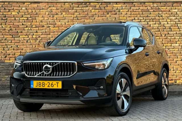 Volvo XC40 (2022) thumbnail 1