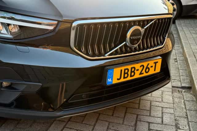 Volvo XC40 (2022) thumbnail 12