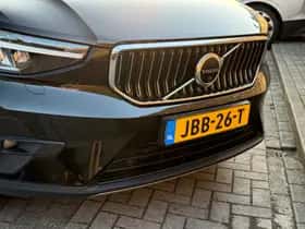Volvo XC40 (2022) thumbnail 12