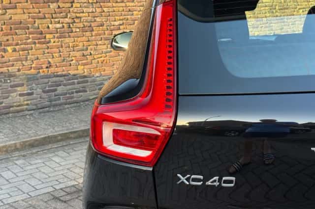 Volvo XC40 (2022) thumbnail 14