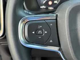 Volvo XC40 (2022) thumbnail 31