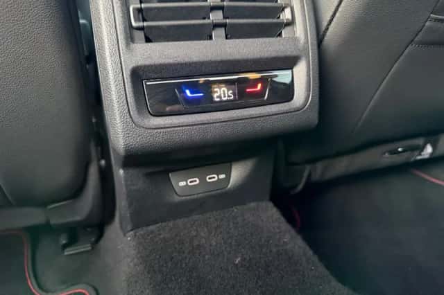 Volkswagen Golf (2023) thumbnail 21