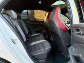 Volkswagen Golf (2023) thumbnail 23