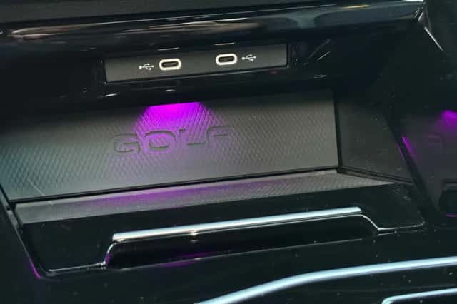 Volkswagen Golf (2023) thumbnail 43