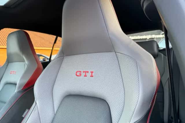 Volkswagen Golf (2023) thumbnail 58