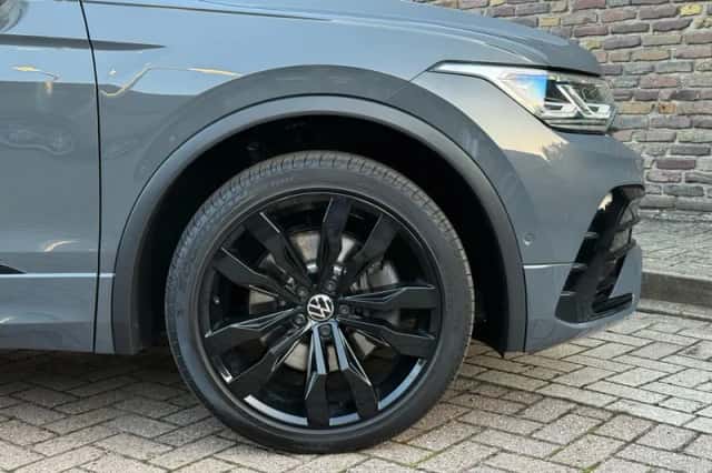 Volkswagen Tiguan (2022) thumbnail 11