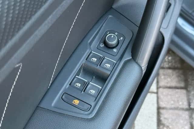 Volkswagen Tiguan (2022) thumbnail 29