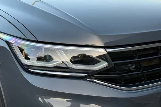 Volkswagen Tiguan (2022) thumbnail 4