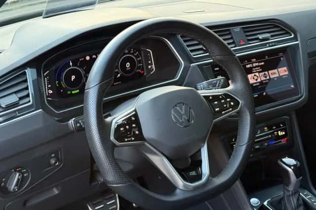 Volkswagen Tiguan (2022) thumbnail 35