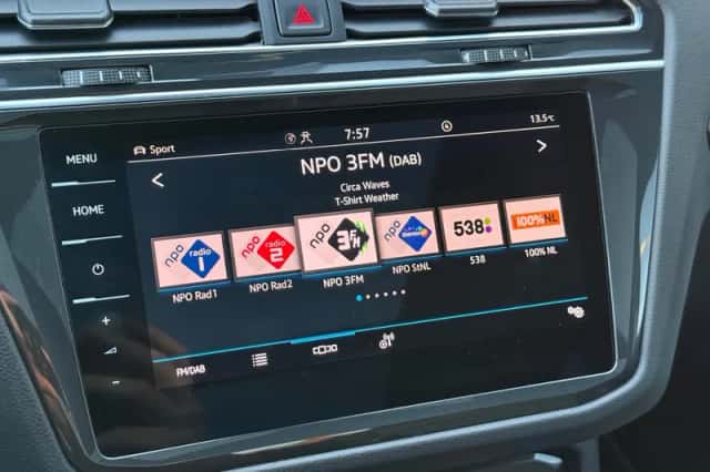Volkswagen Tiguan (2022) thumbnail 46