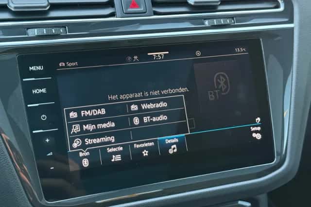 Volkswagen Tiguan (2022) thumbnail 47