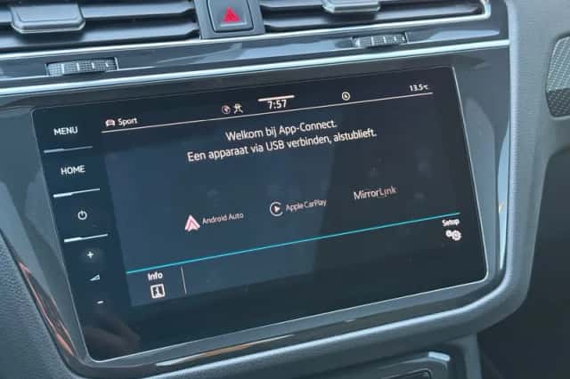 Volkswagen Tiguan (2022) thumbnail 48