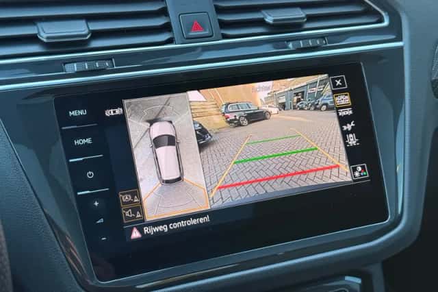 Volkswagen Tiguan (2022) thumbnail 55