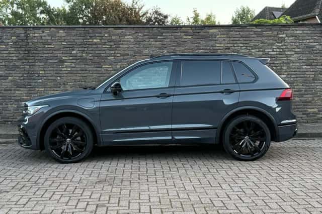 Volkswagen Tiguan (2022) thumbnail 7