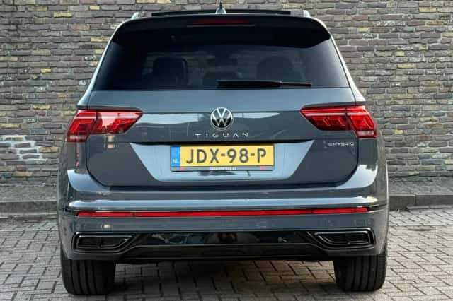 Volkswagen Tiguan (2022) thumbnail 9