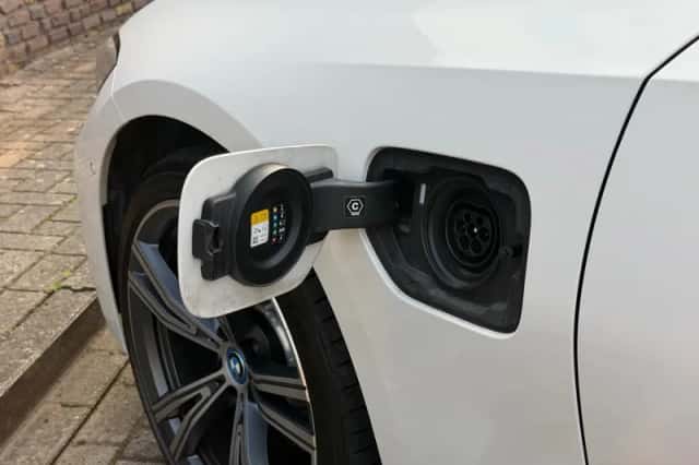 BMW 3-Serie (2022) thumbnail 15