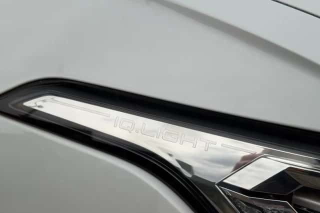 Volkswagen Tiguan (2022) thumbnail 12