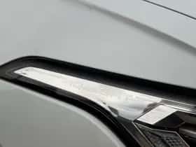 Volkswagen Tiguan (2022) thumbnail 12
