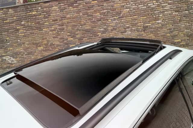 Volkswagen Tiguan (2022) thumbnail 14