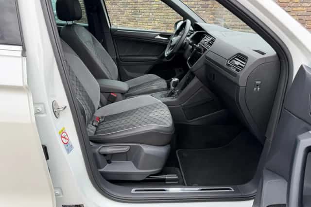 Volkswagen Tiguan (2022) thumbnail 19