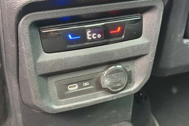 Volkswagen Tiguan (2022) thumbnail 22