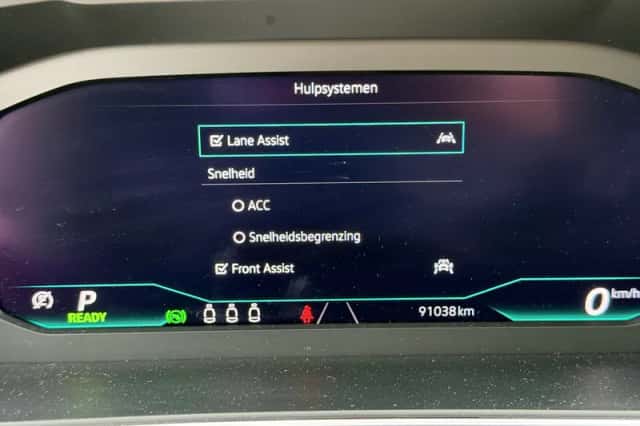 Volkswagen Tiguan (2022) thumbnail 37