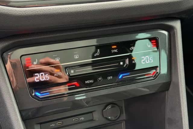 Volkswagen Tiguan (2022) thumbnail 40